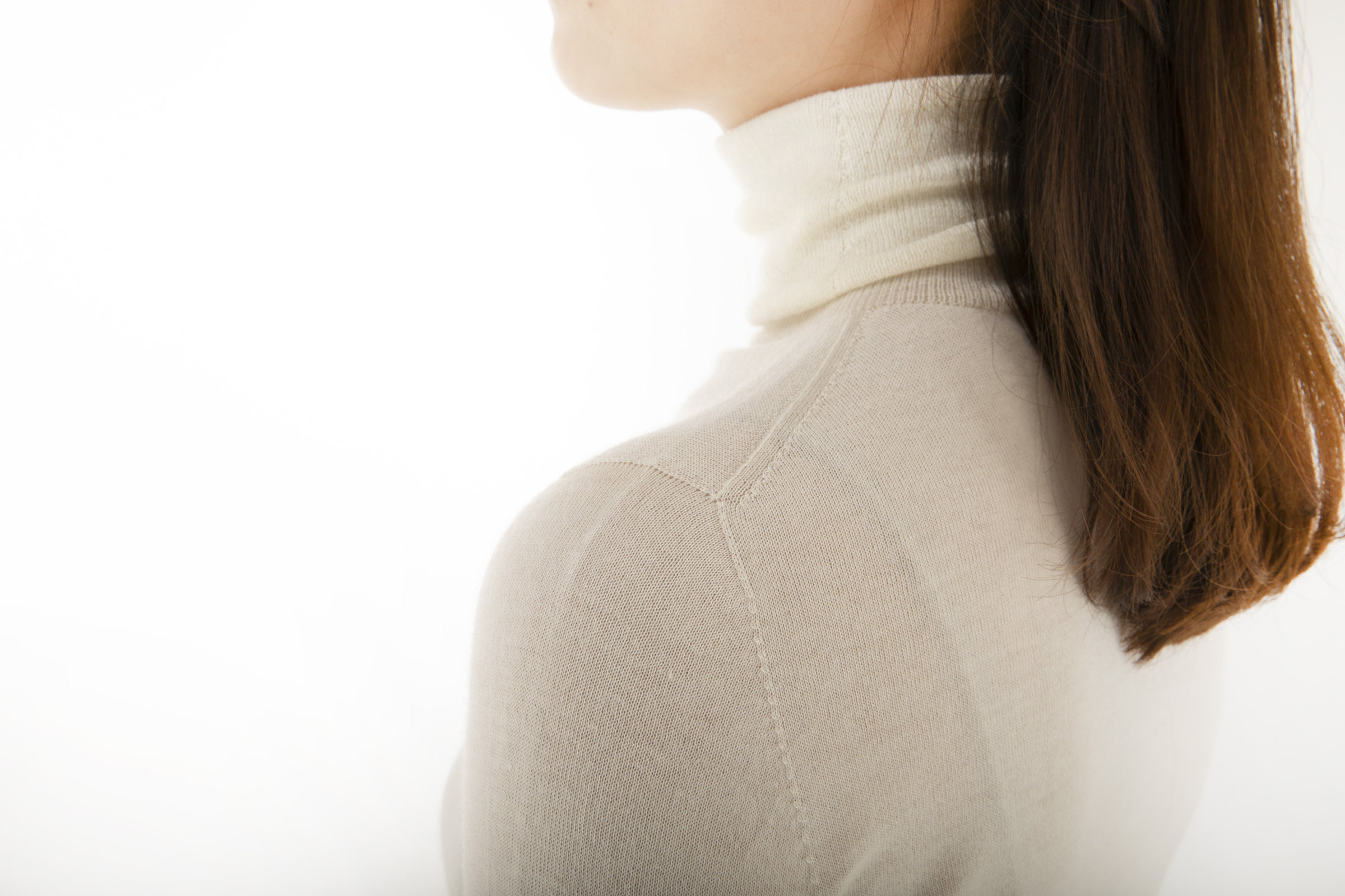 小金象 CASHMERE 100%- 18针一体成型超薄精纺羊绒修身高领打底衫